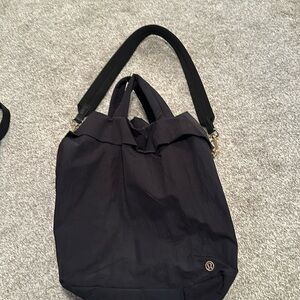 Lululemon bag